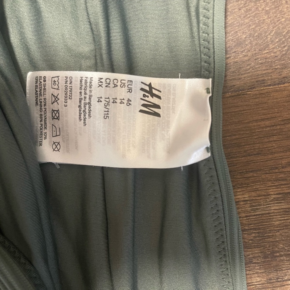 H&M Green Ribbed Bikini Set - Picture 2 of 3